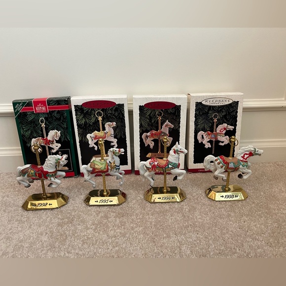 Hallmark Keepsake Ornaments. Vintage Tobin Fraley Carousel Horses. Set of 4. - Picture 9 of 9